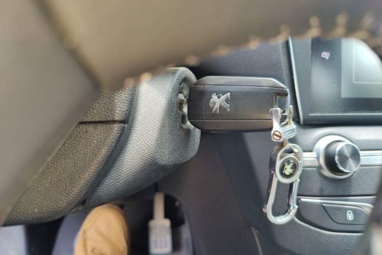 Used Peugeot 408 2014 1.8L Automatic Luxury Edition Vehicle Key