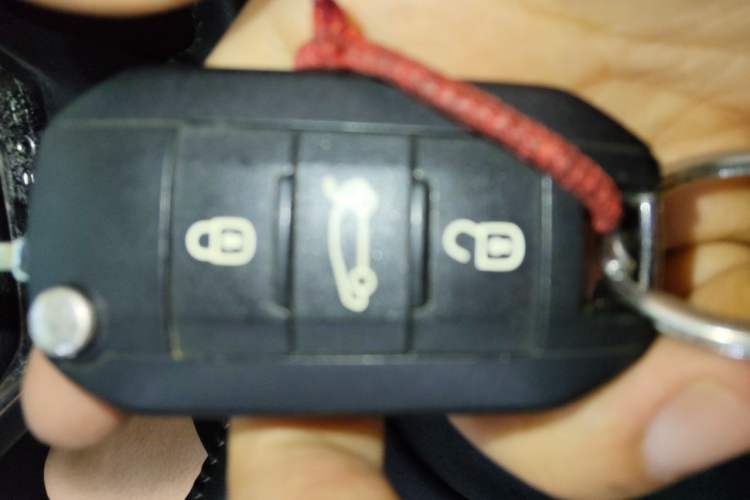 Used Peugeot 408 2014 1.8L Automatic Luxury Edition Vehicle Key