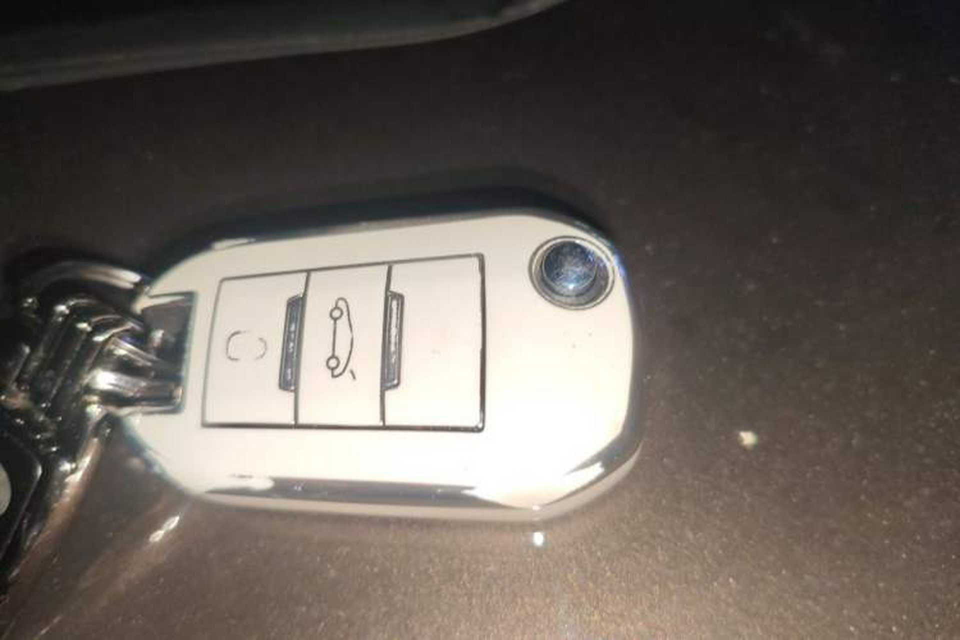 Used Peugeot 408 2014 1.8L Automatic Luxury Edition Vehicle Key