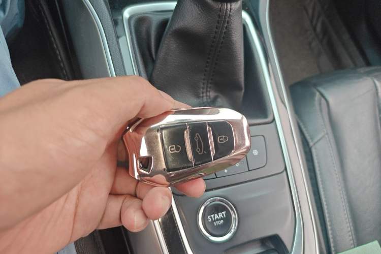 Used Peugeot 408 2014 1.6T Automatic Prestige Edition Vehicle Key