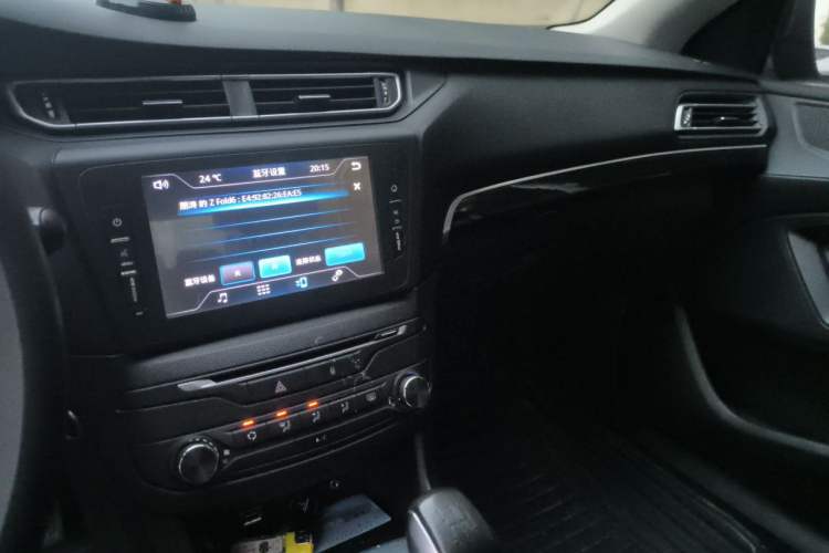 Used Peugeot 408 2014 1.8L Manual Leading Edition Audio And AC Panel