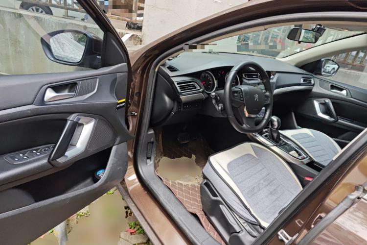 Used Peugeot 408 2014 1.8L Automatic Luxury Edition Driver Seat