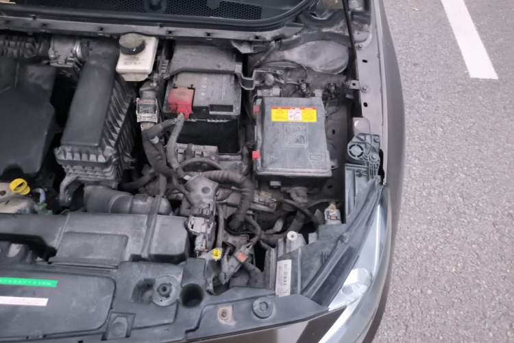 Used Peugeot 408 2014 1.8L Manual Leading Edition Engine Bay Left