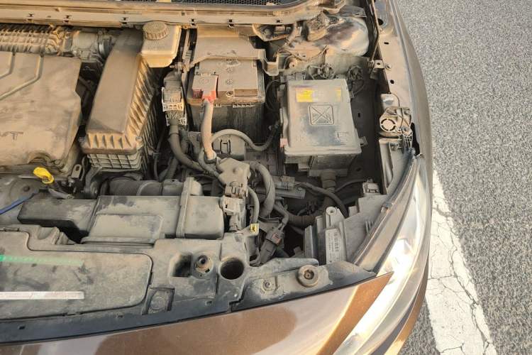 Used Peugeot 408 2014 1.8L Automatic Luxury Edition Engine Bay Left