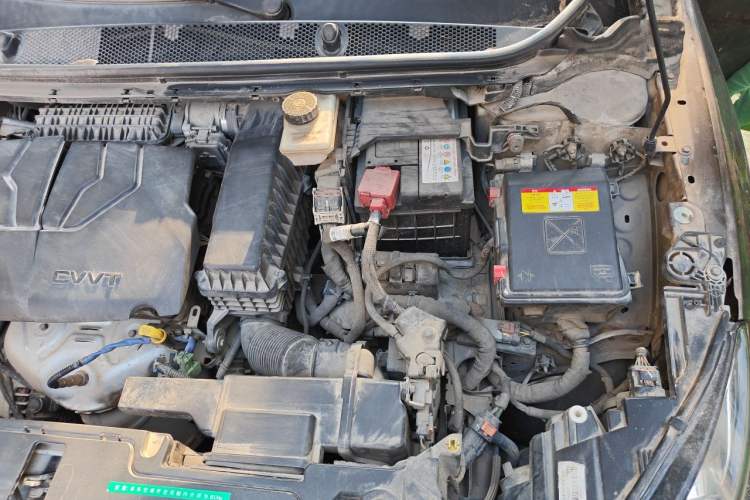 Used Peugeot 408 2014 1.8L Manual Leading Edition Engine Bay Left
