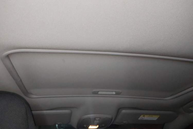Used Peugeot 408 2014 1.8L Automatic Luxury Edition Headliner