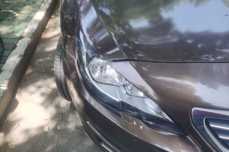 Used Peugeot 408 2014 1.8L Automatic Luxury Edition Right Front Headlight