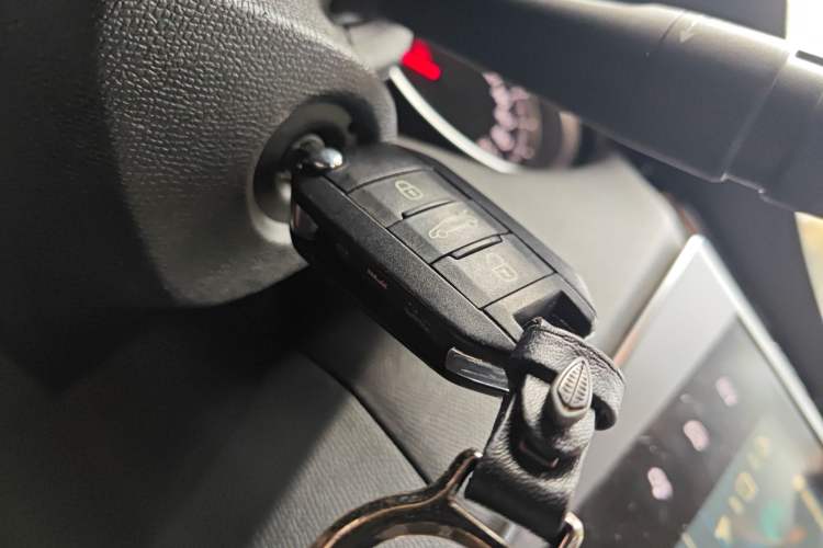 Used Peugeot 408 2014 1.8L Automatic Luxury Edition Vehicle Key