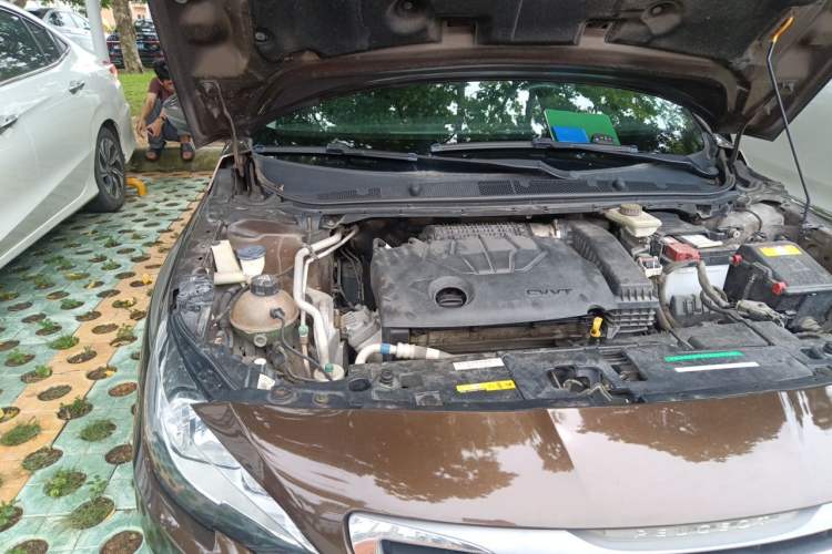 Used Peugeot 408 2014 1.8L Automatic Luxury Edition Engine Bay Right