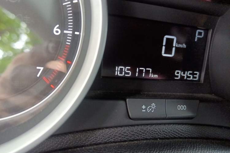 Used Peugeot 408 2014 1.8L Automatic Luxury Edition Odometer Close Up