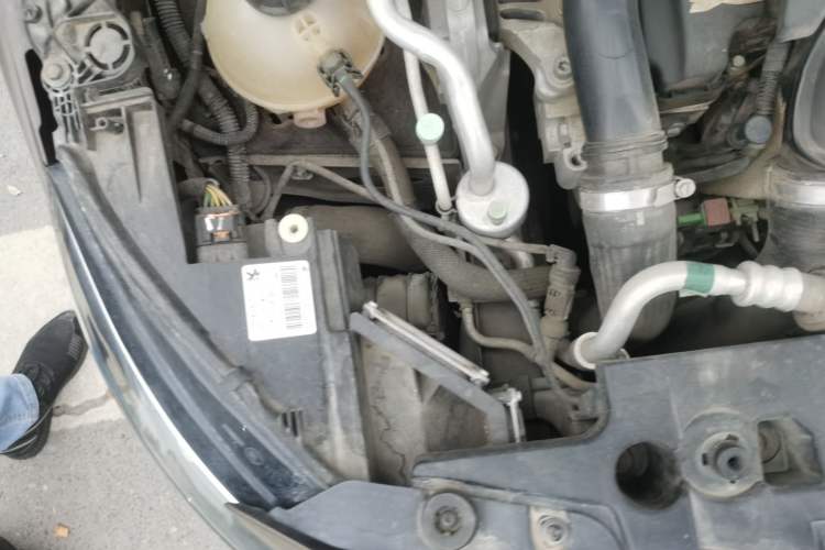 Used Peugeot 408 2014 1.6T Automatic Supreme Edition Engine Bay Right