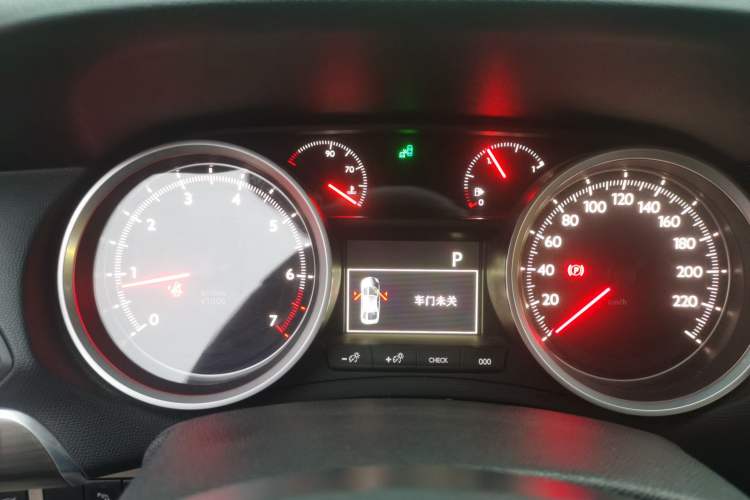 Used Peugeot 408 2014 1.6T Automatic Supreme Edition Instrument Cluster