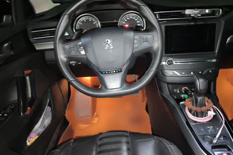 Used Peugeot 408 2014 1.6T Automatic Supreme Edition Steering Wheel