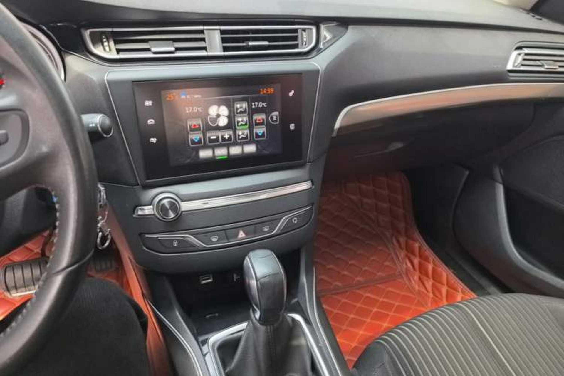Used Peugeot 408 2014 1.8L Automatic Luxury Edition Audio And AC Panel