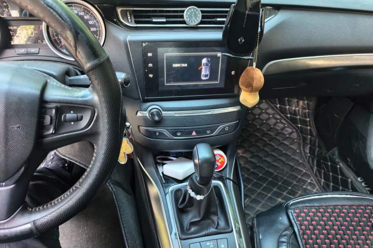 Used Peugeot 408 2014 1.8L Automatic Luxury Edition Audio And AC Panel