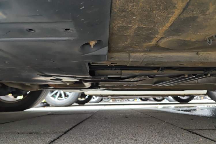 Used Peugeot 408 2014 1.8L Automatic Luxury Edition Chassis Rear Left