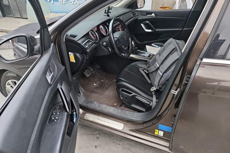 Used Peugeot 408 2014 1.8L Automatic Luxury Edition Driver Seat