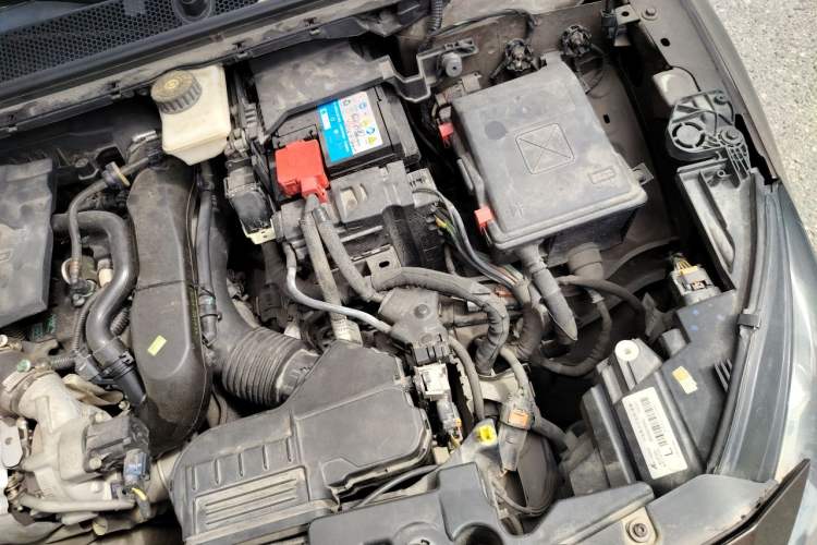 Used Peugeot 408 2014 1.6T Automatic Prestige Edition Engine Bay Left