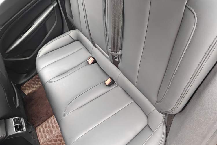 Used Peugeot 408 2014 1.8L Automatic Luxury Edition Left Rear Seat