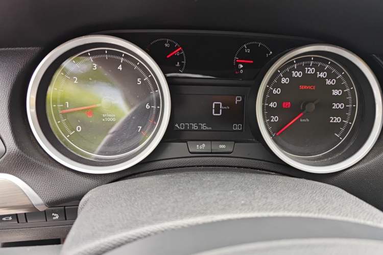 Used Peugeot 408 2014 1.8L Automatic Luxury Edition Odometer Close Up