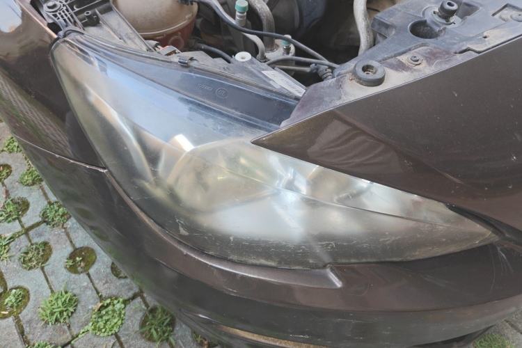 Used Peugeot 408 2014 1.8L Automatic Luxury Edition Right Front Headlight