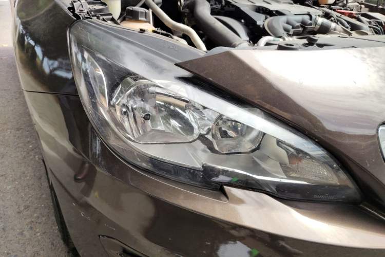 Used Peugeot 408 2014 1.6T Automatic Prestige Edition Right Front Headlight