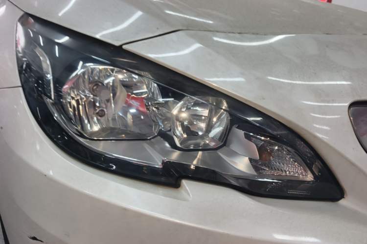Used Peugeot 408 2014 1.6T Automatic Prestige Edition Right Front Headlight