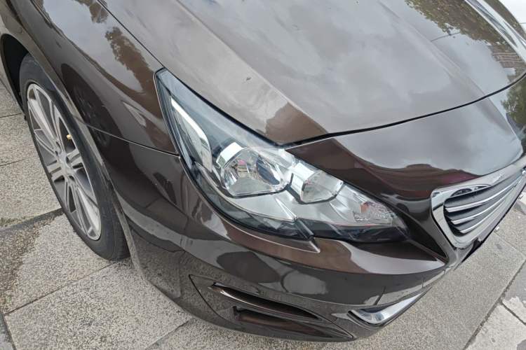 Used Peugeot 408 2014 1.8L Automatic Luxury Edition Right Front Headlight