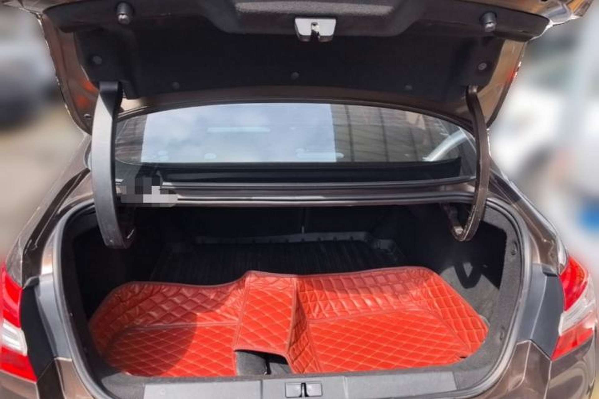 Used Peugeot 408 2014 1.8L Automatic Luxury Edition Trunk