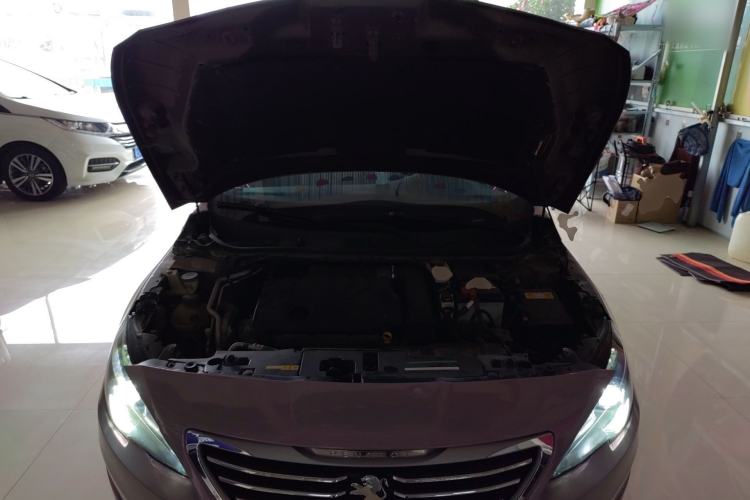 Used Peugeot 408 2014 1.8L Automatic Luxury Edition Engine Bay
