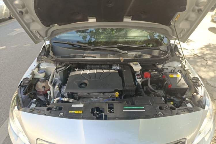 Used Peugeot 408 2014 1.8L Automatic Luxury Edition Engine Bay