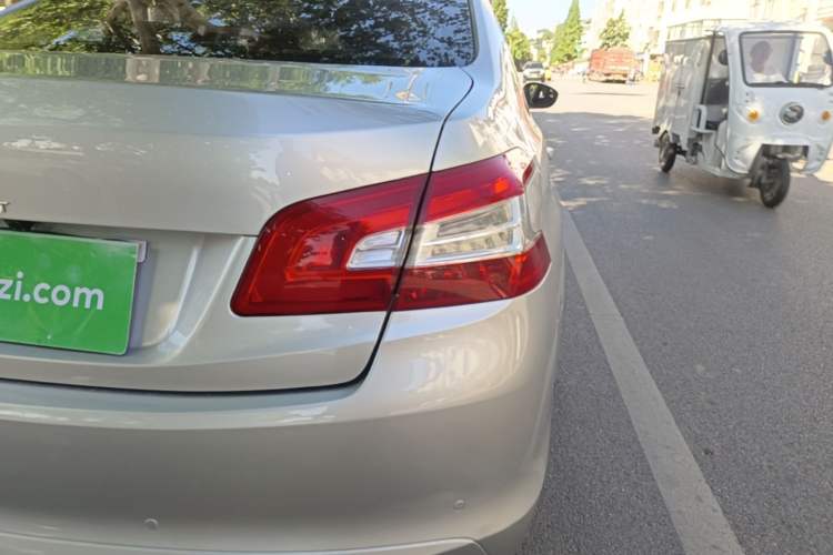 Used Peugeot 408 2014 1.8L Automatic Luxury Edition Right Rear Taillight