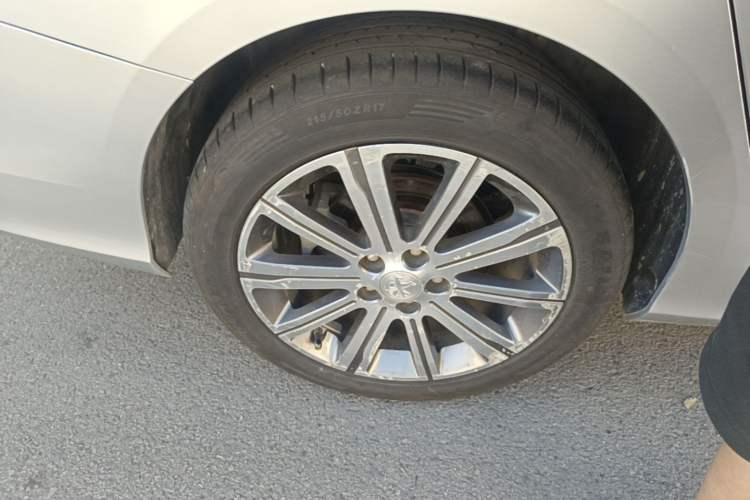 Used Peugeot 408 2014 1.8L Automatic Luxury Edition Right Rear Wheel Hub