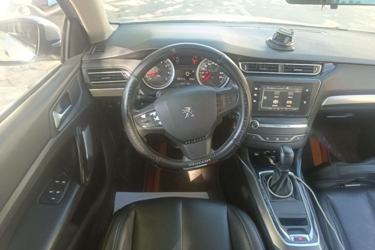 Used Peugeot 408 2014 1.8L Automatic Luxury Edition Steering Wheel