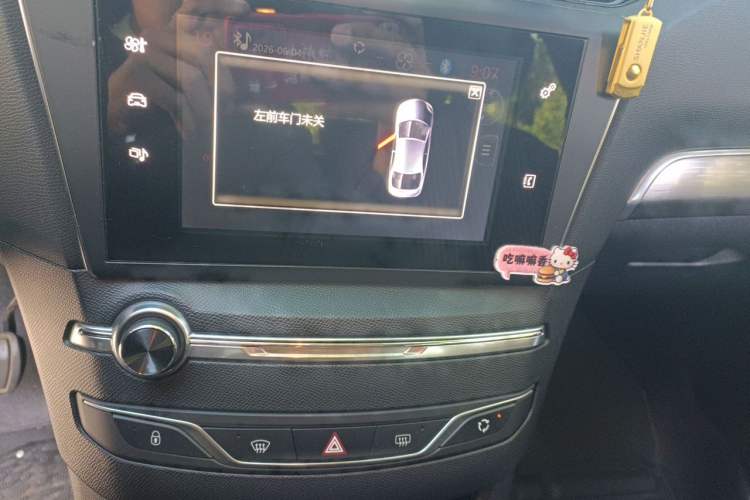 Used Peugeot 408 2014 1.8L Automatic Luxury Edition Audio And AC Panel