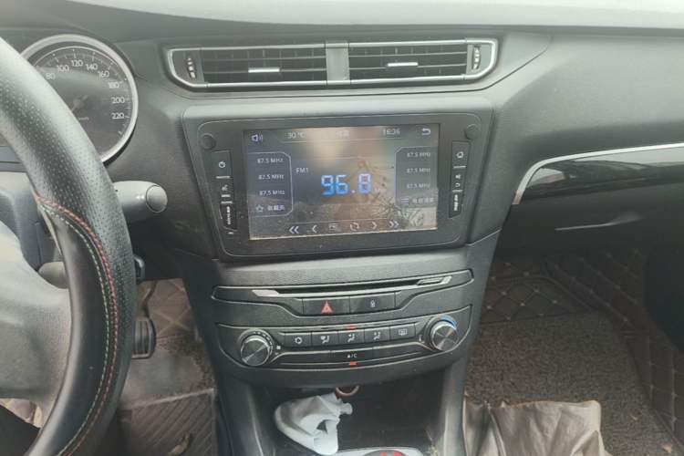 Used Peugeot 408 2014 1.8L Manual Leading Edition Audio And AC Panel