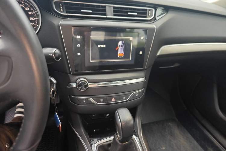 Used Peugeot 408 2014 1.8L Automatic Luxury Edition Audio And AC Panel