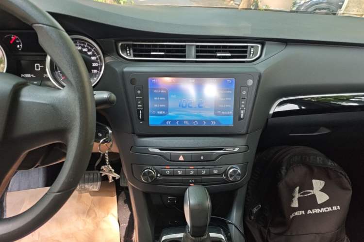 Used Peugeot 408 2014 1.8L Automatic Leading Edition Audio And AC Panel