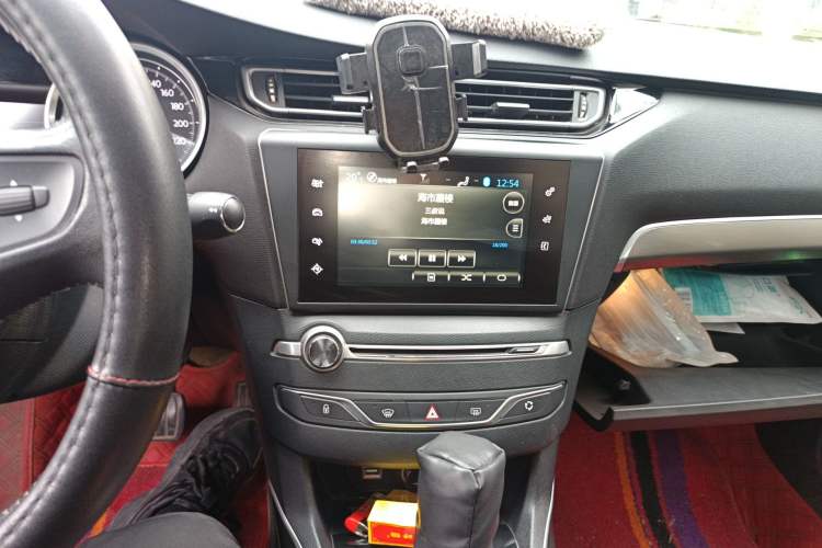 Used Peugeot 408 2014 1.6T Automatic Supreme Edition Audio And AC Panel