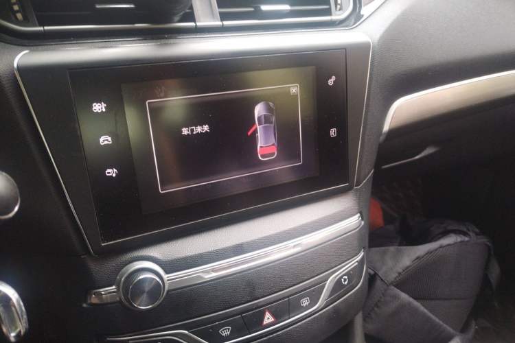 Used Peugeot 408 2014 1.8L Automatic Luxury Edition Audio And AC Panel