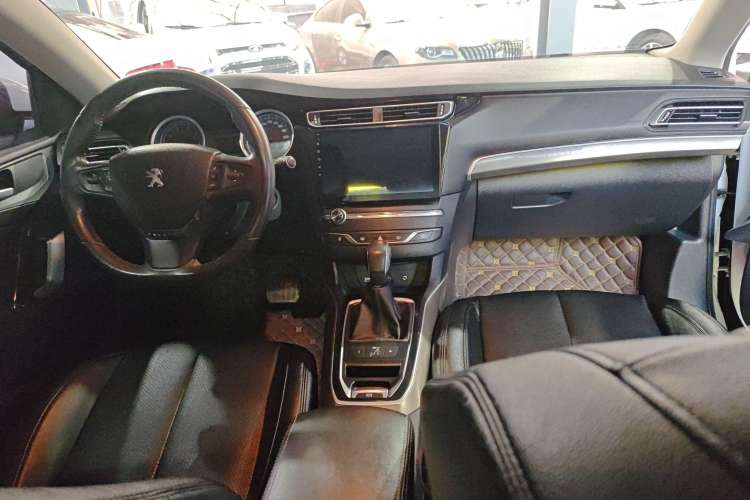 Used Peugeot 408 2014 1.8L Automatic Luxury Edition Audio And AC Panel