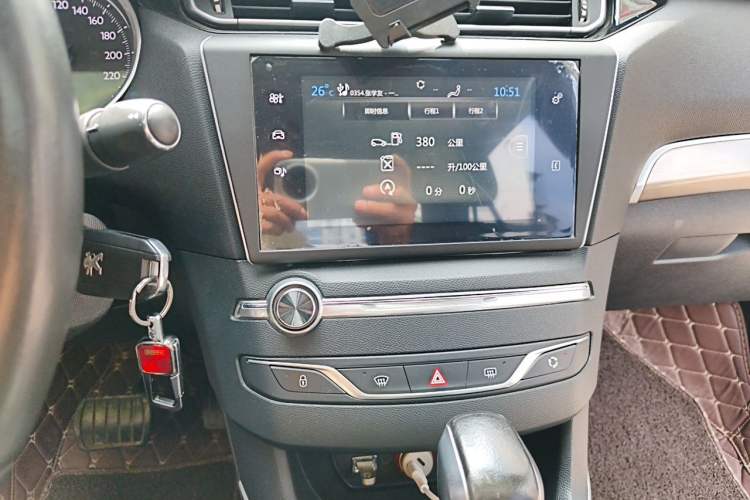 Used Peugeot 408 2014 1.8L Automatic Luxury Edition Audio And AC Panel