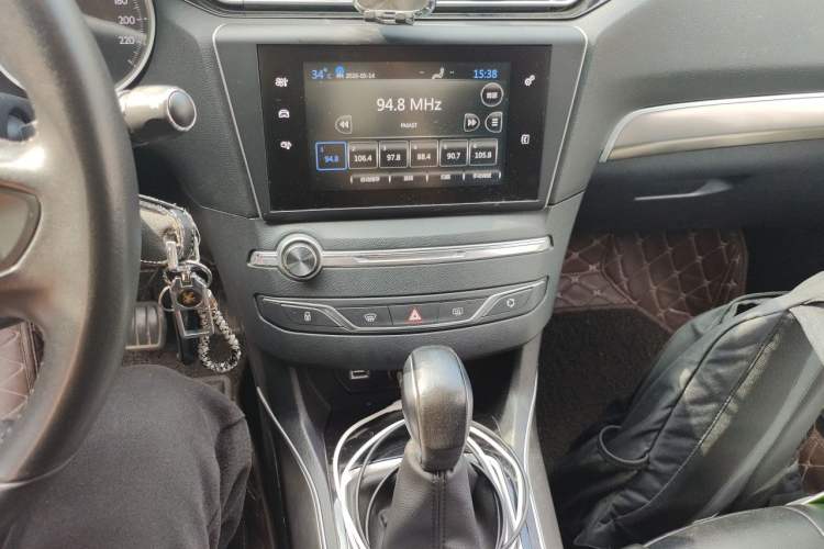 Used Peugeot 408 2014 1.8L Automatic Luxury Edition Audio And AC Panel