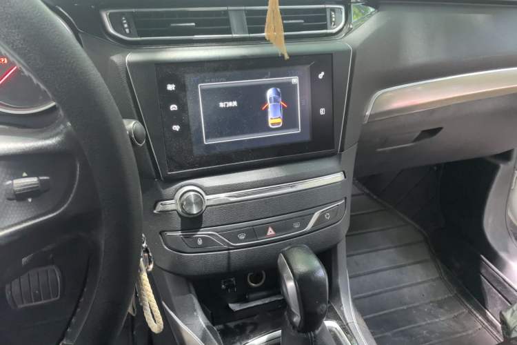 Used Peugeot 408 2014 1.8L Automatic Luxury Edition Audio And AC Panel