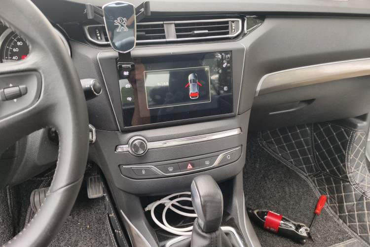 Used Peugeot 408 2014 1.8L Automatic Luxury Edition Audio And AC Panel