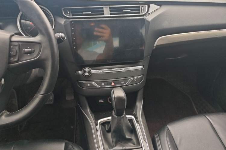 Used Peugeot 408 2014 1.8L Automatic Luxury Edition Audio And AC Panel