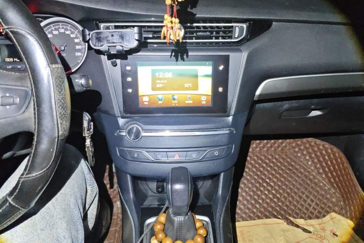 Used Peugeot 408 2014 1.8L Automatic Luxury Edition Audio And AC Panel