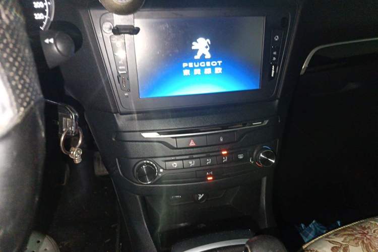 Used Peugeot 408 2014 1.8L Manual Leading Edition Audio And AC Panel