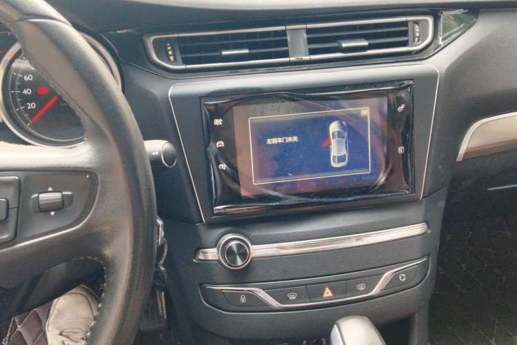 Used Peugeot 408 2014 1.8L Automatic Luxury Edition Audio And AC Panel