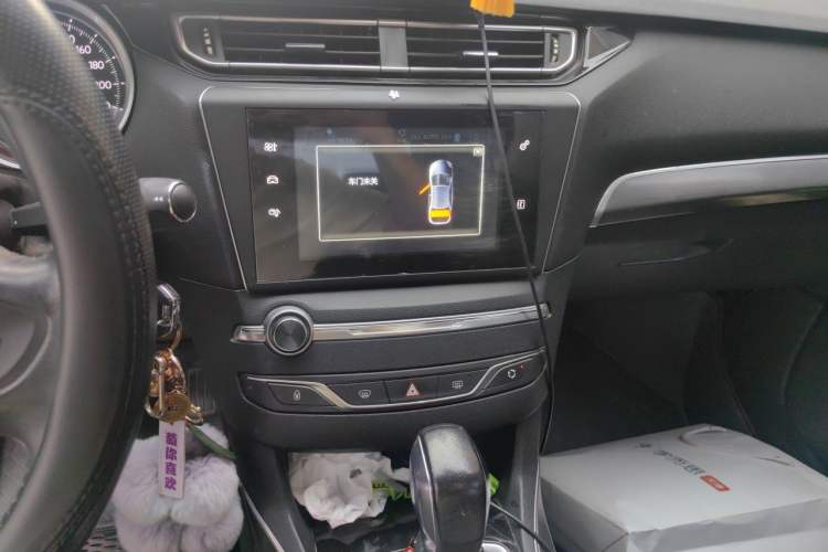 Used Peugeot 408 2014 1.8L Automatic Luxury Edition Audio And AC Panel